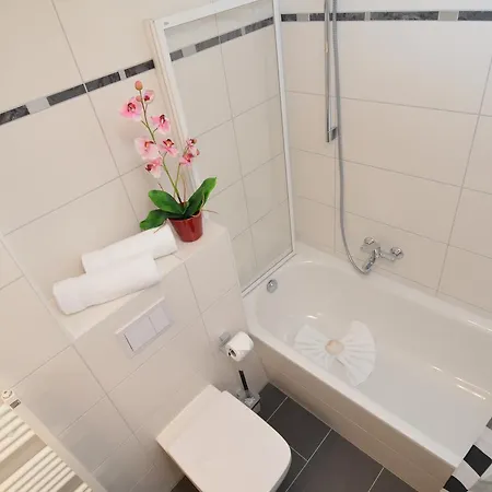 Rosa - Apt. 05 Villa Sellin (Rugen)