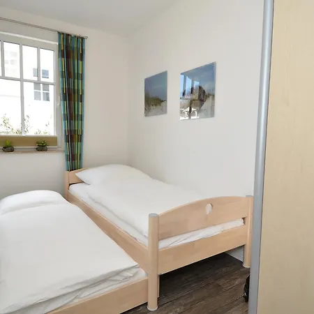 Rosa - Apt. 05 Villa Sellin (Rugen)